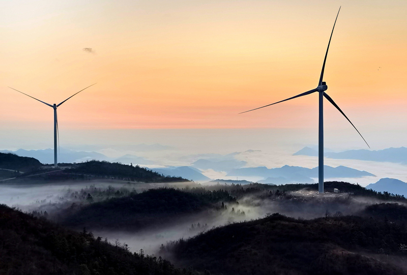 中共中央政治局會議: 加快發展東北風電、光伏、核電等清潔能源